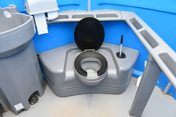 Best Luxury portable toilet rental  in Pinellas Park, FL